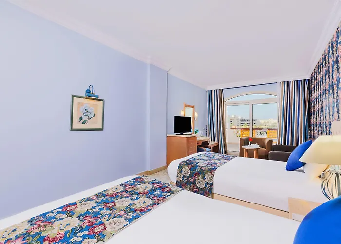 Royal Lagoons & Aqua Park Families And Couples Only