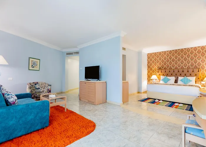 Royal Lagoons & Aqua Park Families And Couples Only 5*