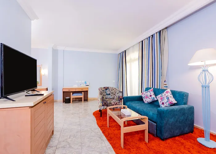 Royal Lagoons & Aqua Park Families And Couples Only Resort Hurghada