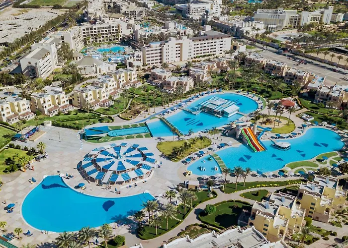 Royal Lagoons & Aqua Park Families And Couples Only 5*